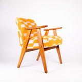 Fauteuil 366 Orange Bloom motifs géométriques