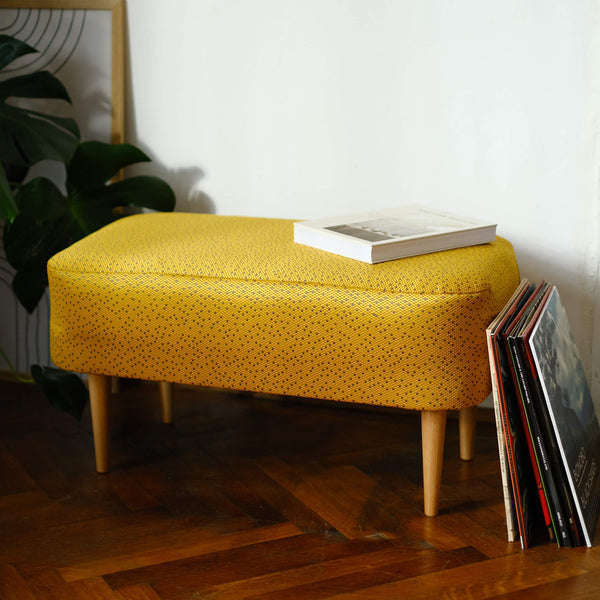Banquette Yellow Dots
