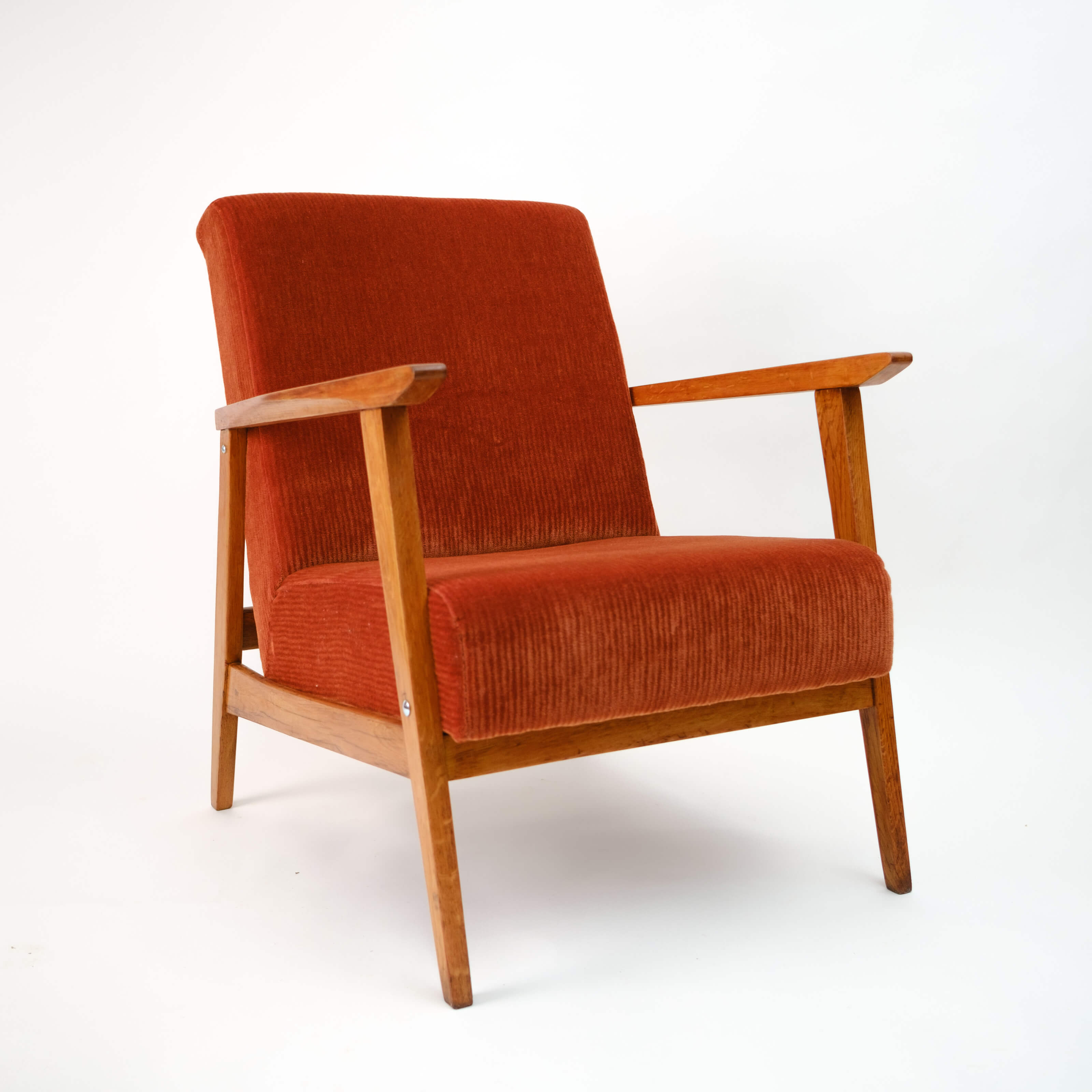 Fauteuil Hot Terracotta en chute de tissu en velours côtelé, de la marque Casal